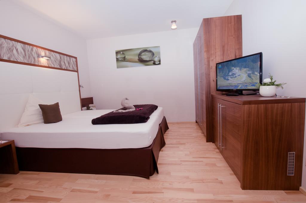 Hotel Jennys Schloessl 4*